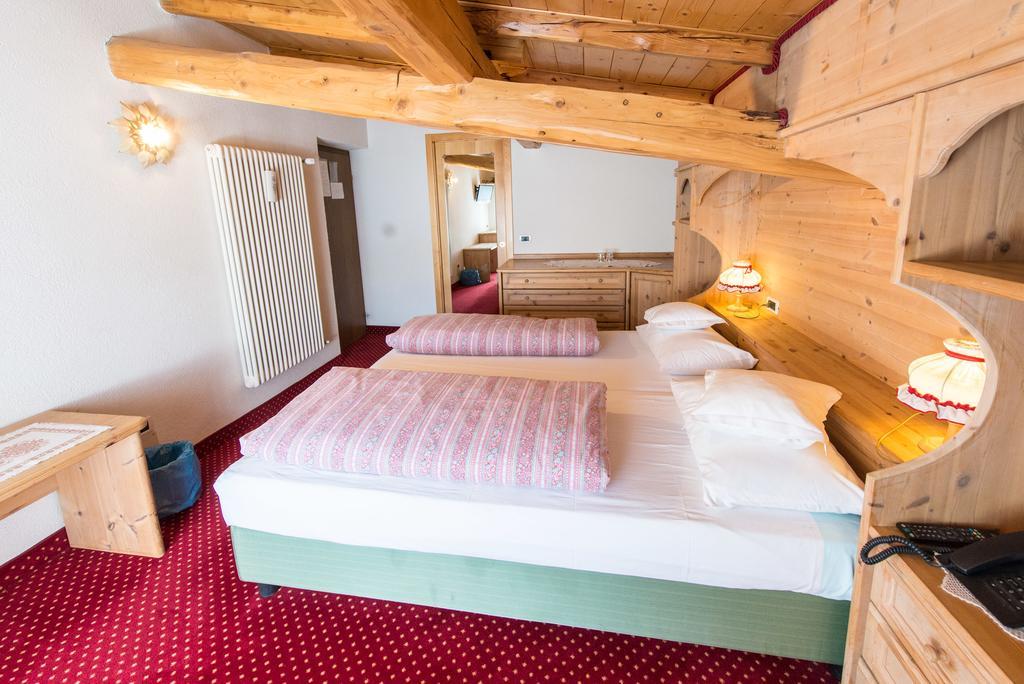 Hotel Garni Norma Madonna Εξωτερικό φωτογραφία