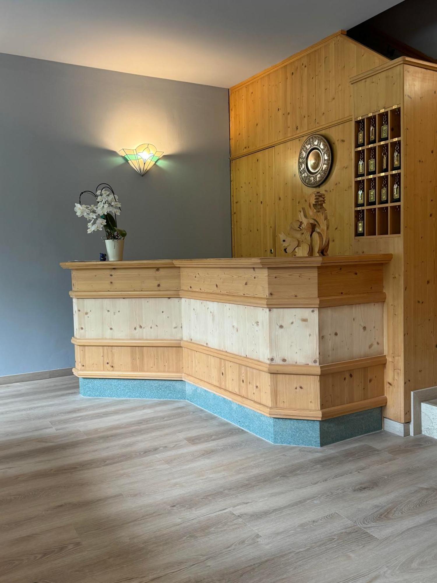 Hotel Garni Norma Madonna Εξωτερικό φωτογραφία