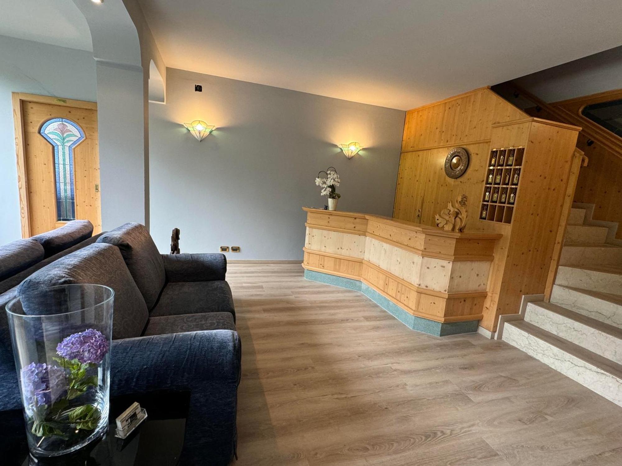 Hotel Garni Norma Madonna Εξωτερικό φωτογραφία